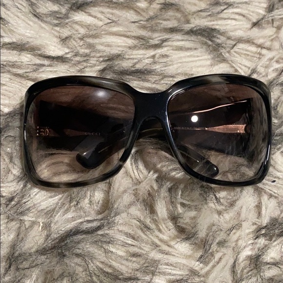 Donated - Authentic Gucci Women’s Sunglasses - Picture 2 of 8